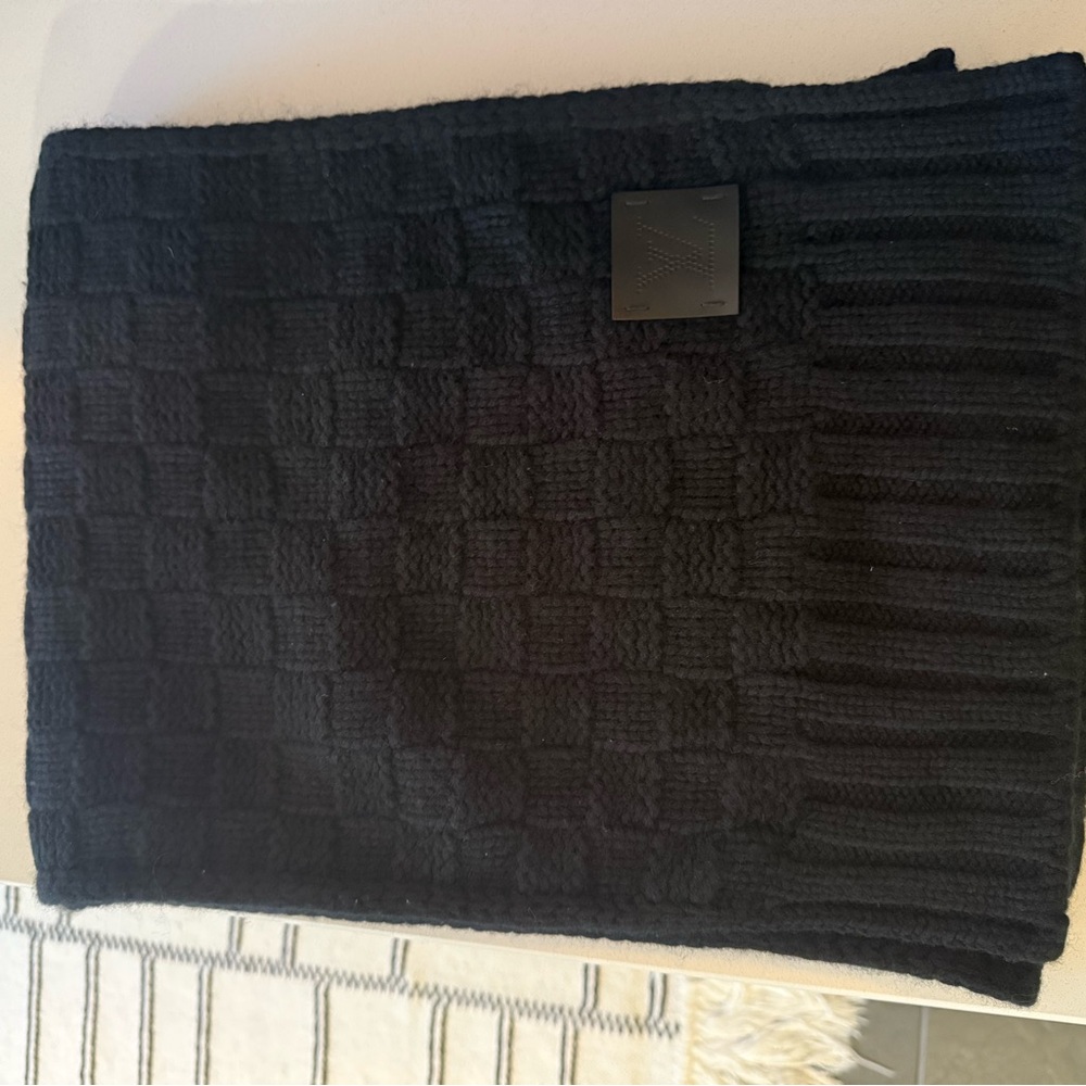 Louis Vuitton Black Textured Wool Scarf